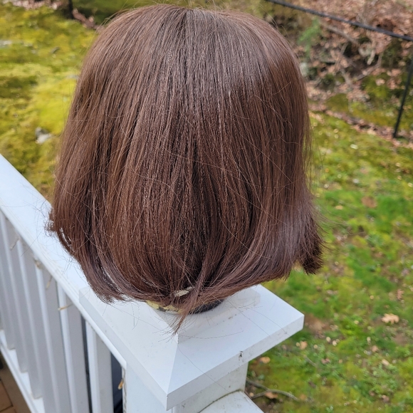Vintage 100% Dynel Synthetic Chestnut Brown Wig - Picture 3 of 7